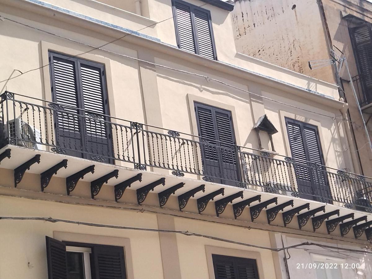 Il Cuore Di Ballaro Palermo Exterior foto